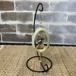 Handmade 1975 Vintage Diorama (Real) Egg Christmas Ornament Signed Violinist